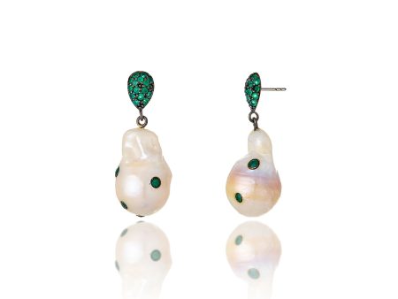 Sterling Silver Statement Earrings with Green Agate & White Pearl Fashion